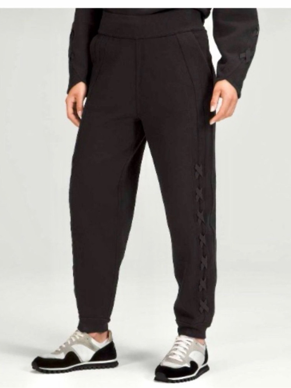 LULULEMON Braided Detail High-Rise Jogger Black 6